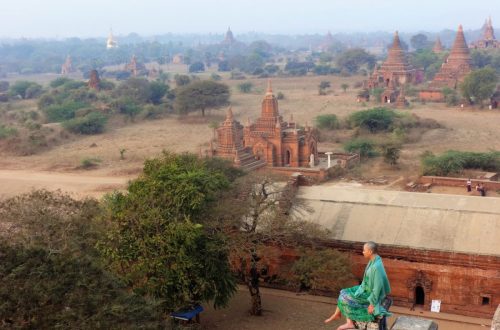 Dzień w Starym Baganie Birma