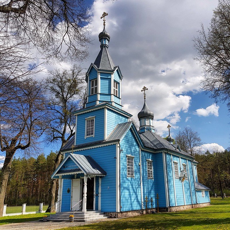 kolorowe cerkwie na Podlasiu