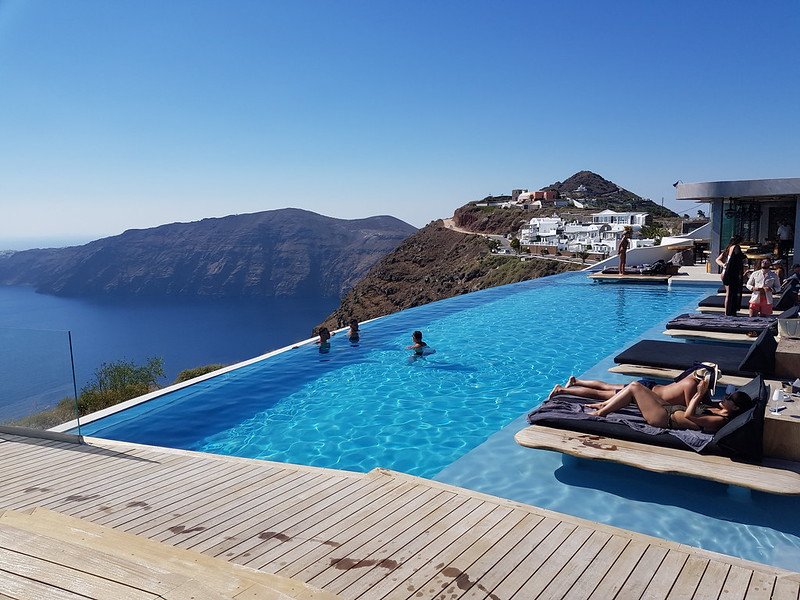 dlaczego warto jechać na Santorini