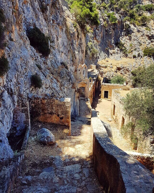 najpiękniejsze klasztory na Krecie